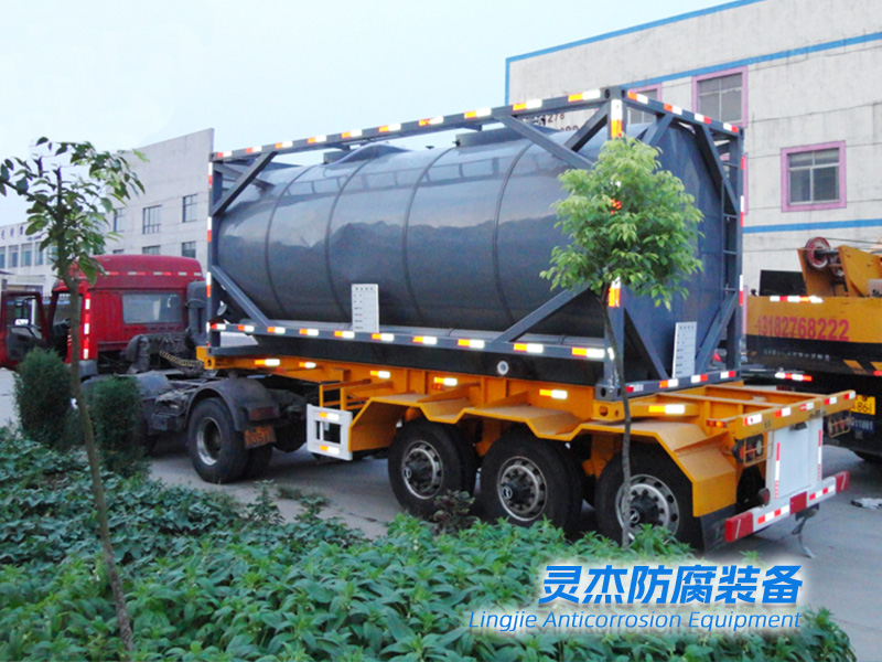 盐酸储罐的检修与维护